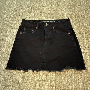 American Eagle Women's High Rise Festival Mini Denim Skirt Black Button Size 2